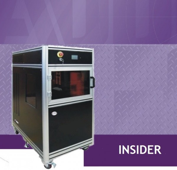 Machine de gravure laser dans du crystal en 3D